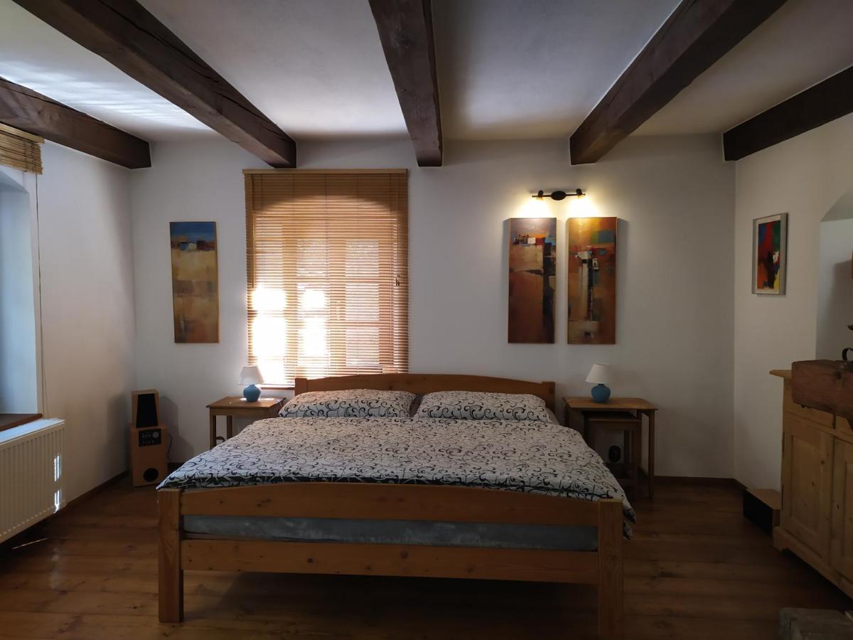 Forest Rustic Apartment Brdy Vesin Buitenkant foto